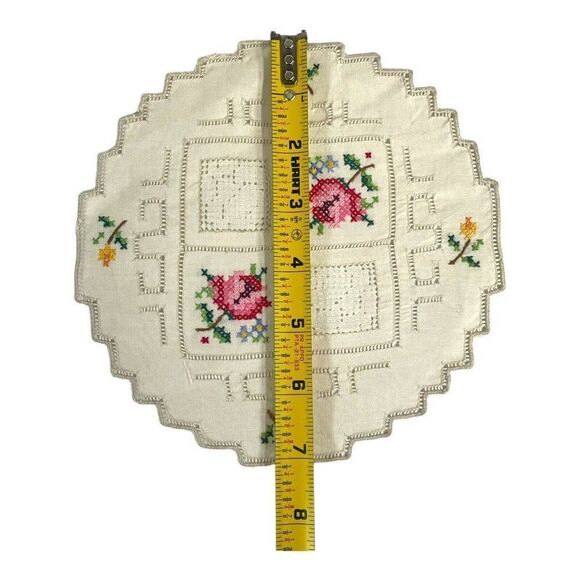 Roses Centerpiece Doily Cross Stitch Pink Yellow ROUND Cottage Granny Core 7" - Picture 4 of 4